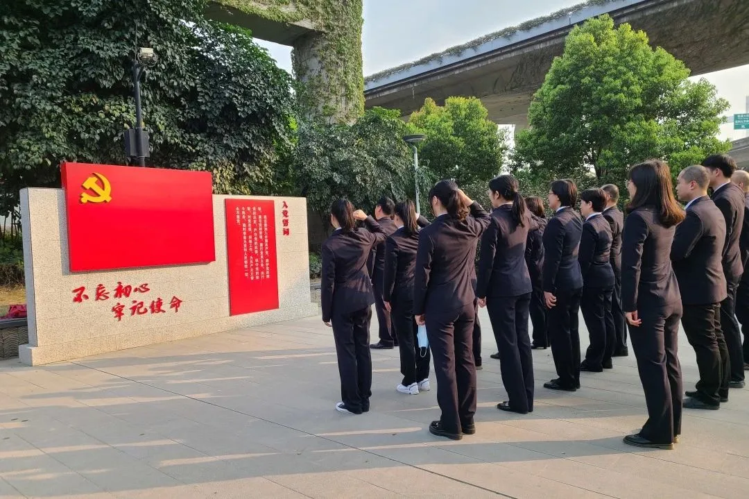 ���족��������ʱ�� ��������һ����